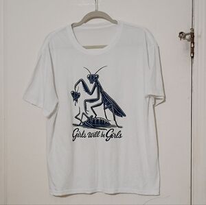 Girls Will Be Girls White Praying Mantis Graphic T-Shirt L